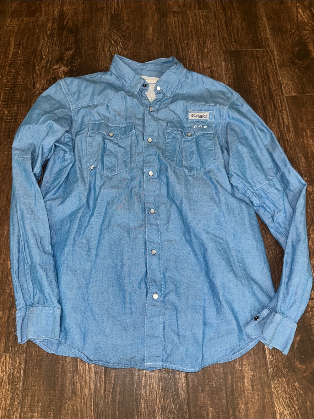 Columbia PFG Men’s Medium Blue Long Sleeve Fishing Shirt Button Down